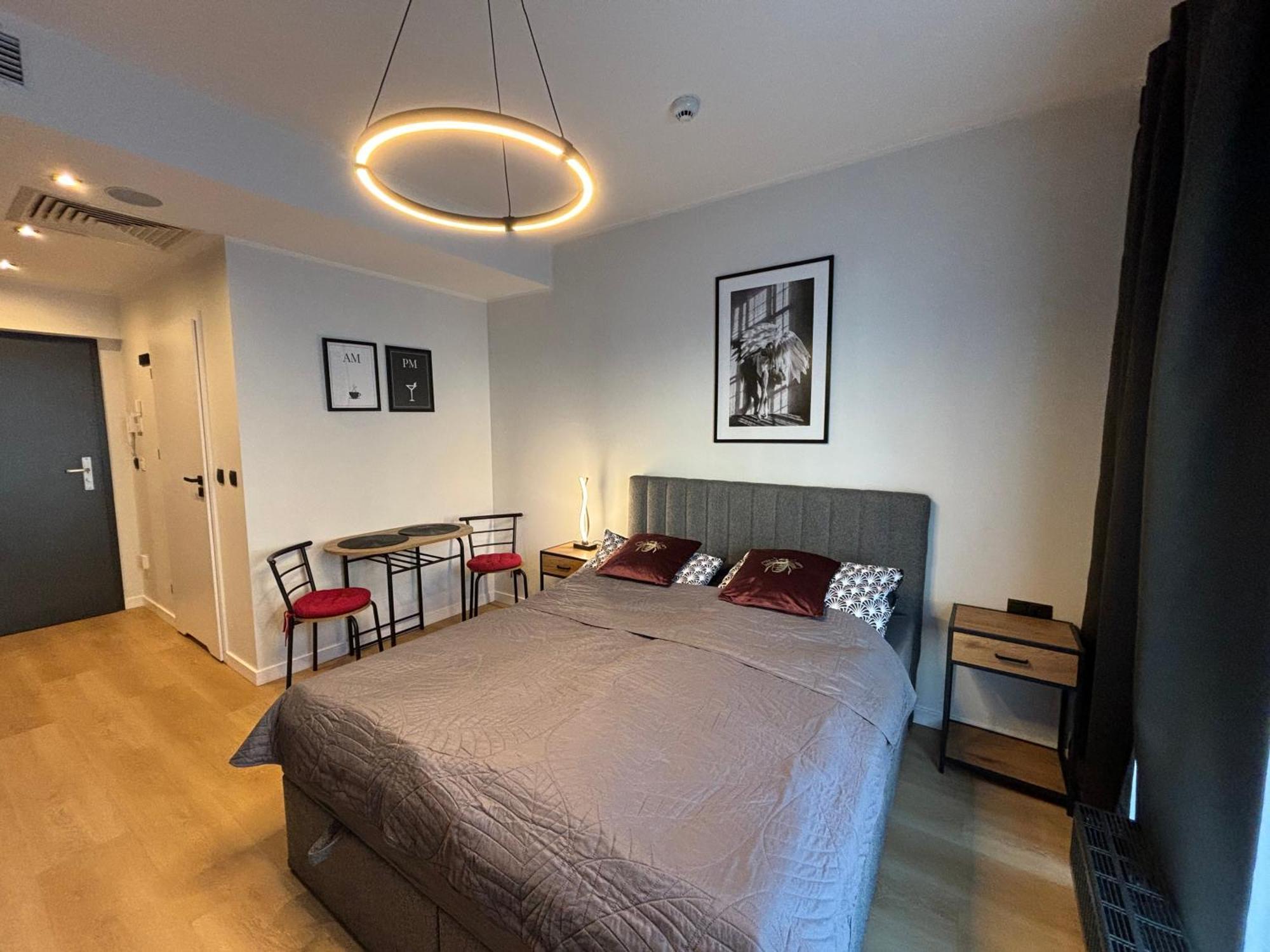 Totu Today-Plac Wolnosci 6 Apartamenty, Faktura Vat, Self Check-In Πόζναν Εξωτερικό φωτογραφία