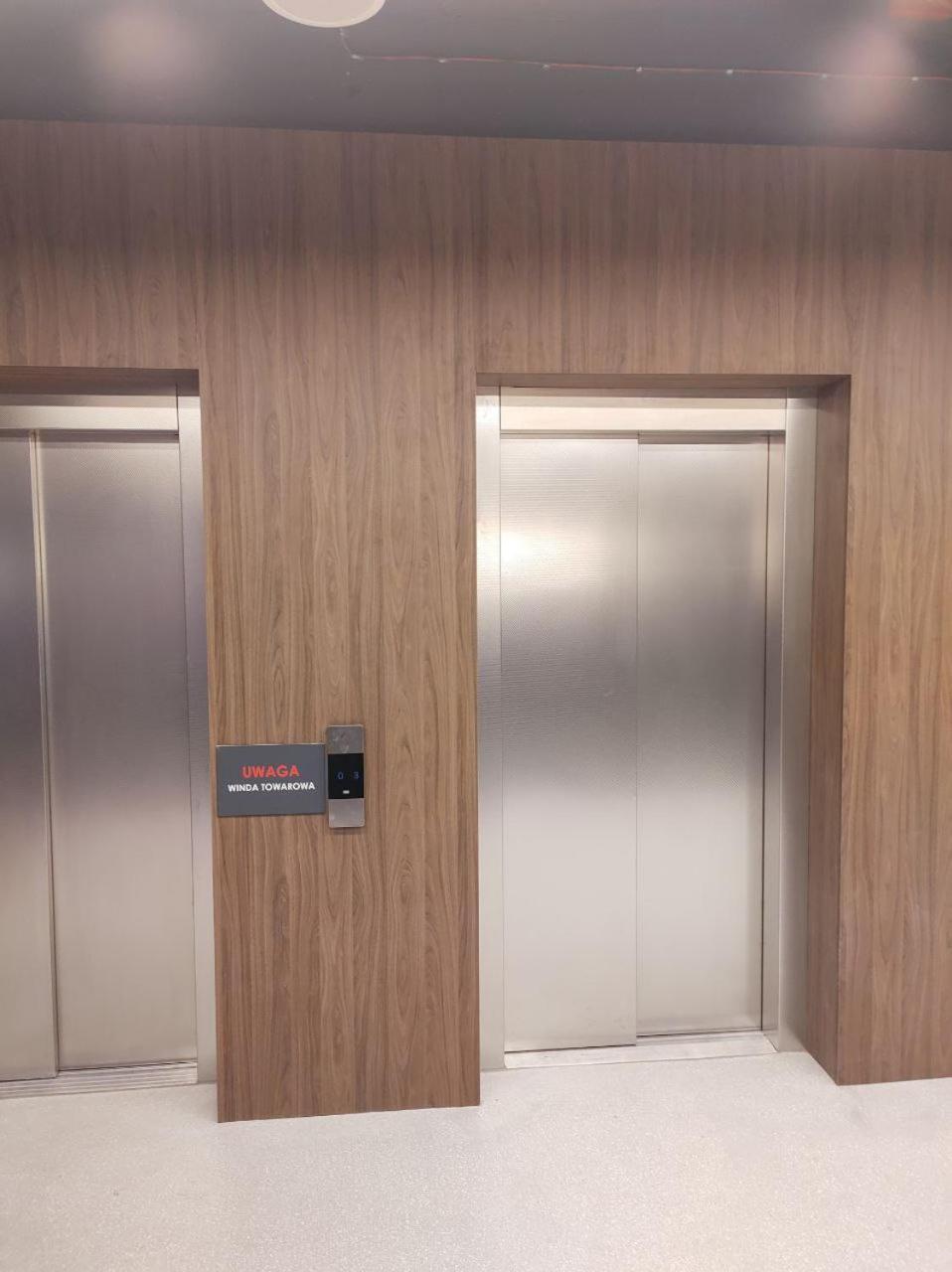 Totu Today-Plac Wolnosci 6 Apartamenty, Faktura Vat, Self Check-In Πόζναν Εξωτερικό φωτογραφία